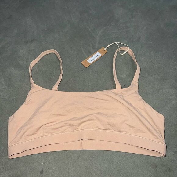 Skims Bralette S - Size small Skims Bra - Picture 1 of 1
